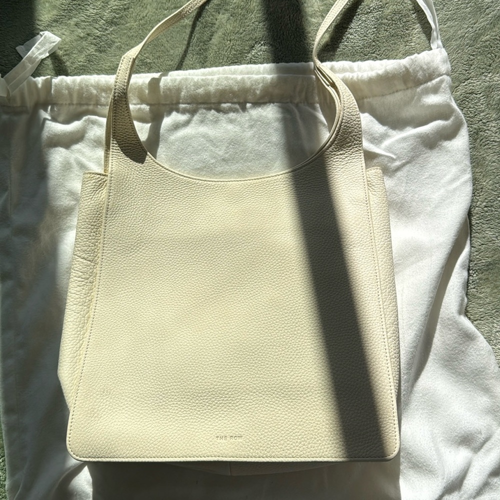 The Row Jules Leather Tote Shoulder Bag brand new - Picture 2 of 5